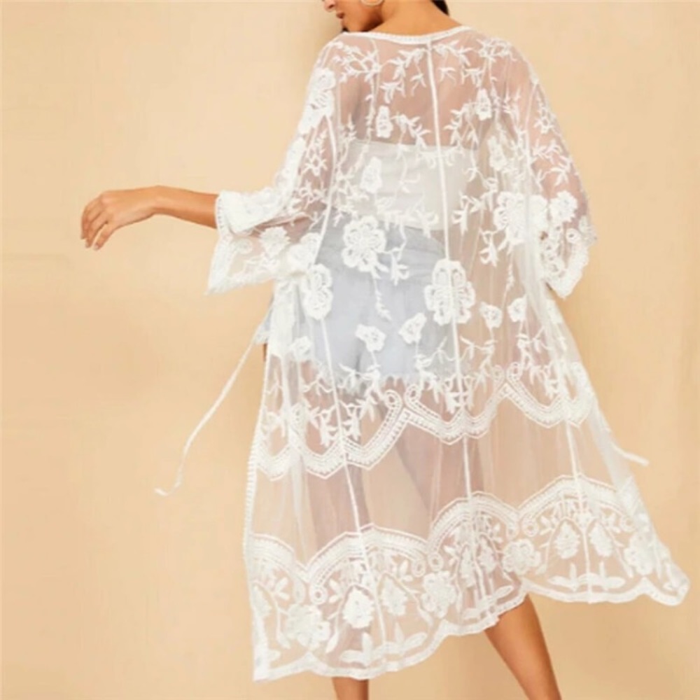 5⭐️Fave! Windermere Rose Lace Duster - Picture 4 of 7